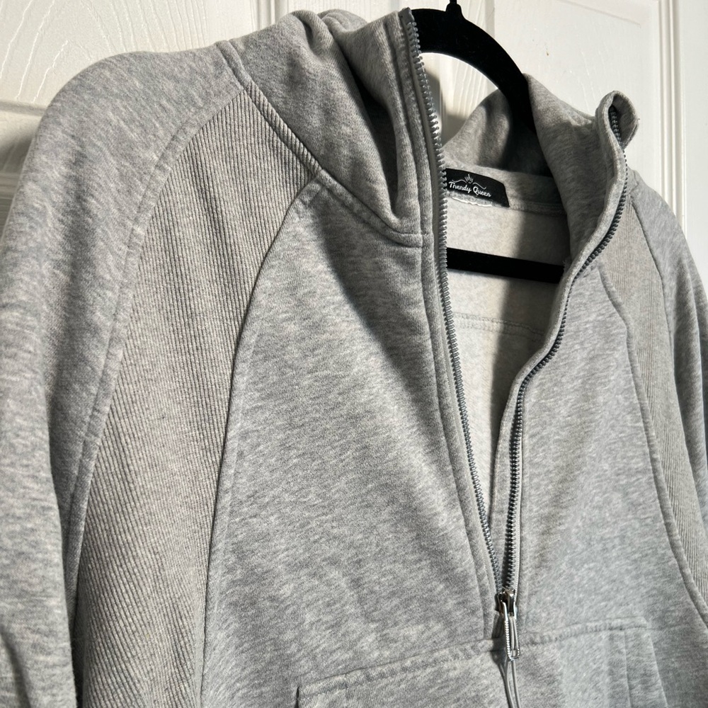 Trendy Queen Womens Cropped Quarter Zip Hoodie - Picture 2 of 7